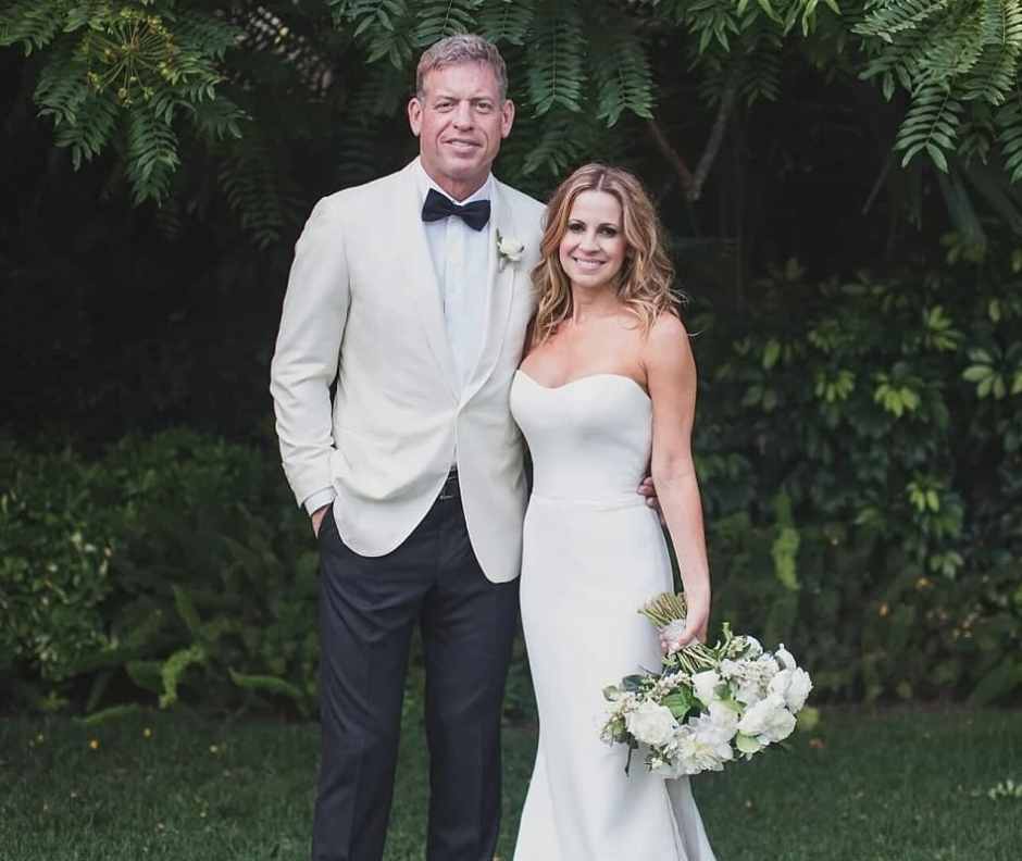 Catherine Mooty and Troy Aikman on their wedding day