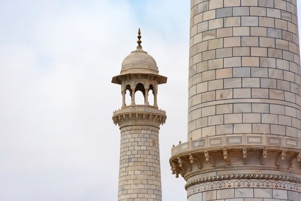 close up shot of minarets of Taj Mahal