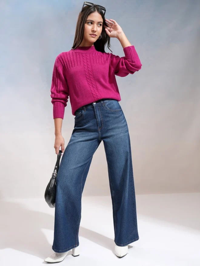 90s fashion jeans with sweater