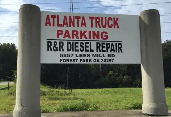 atlanta truck parking