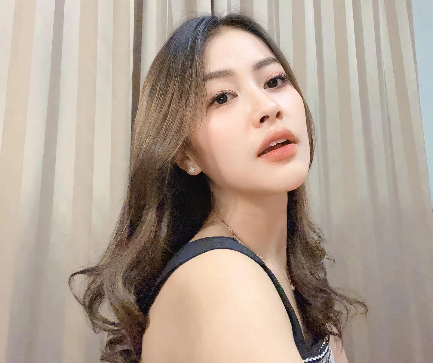 Cewek Menggoda Membuat Dunia Jadi Lebih Indah, cewek menggoda, dunia indah, gadis manis