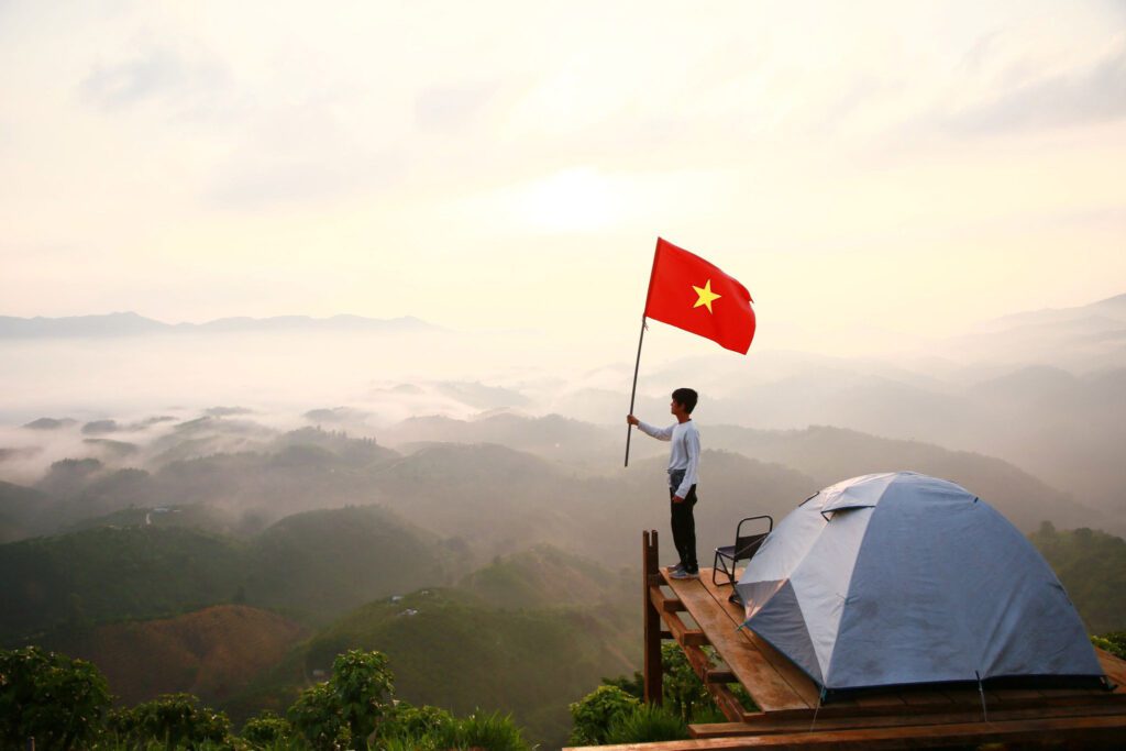 Bảo Lộc camping. Camping Lam Sơn – Đồi xanh và sương sớm hòa quyện trong từng nhịp thở