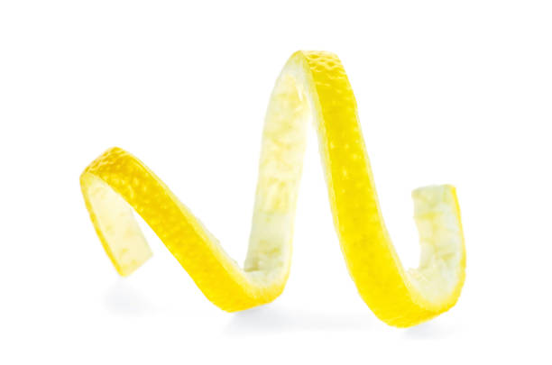 how to cut lemon twists