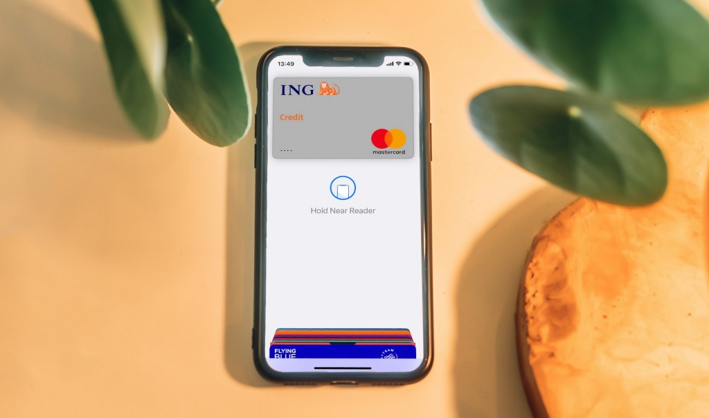 Wallet app on an iPhone showing an ING credit card