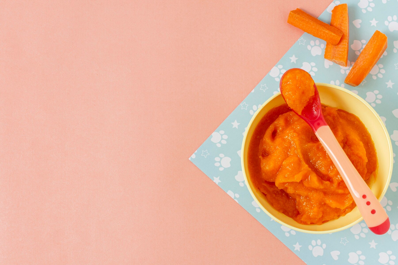 A carrot baby food in a bowl