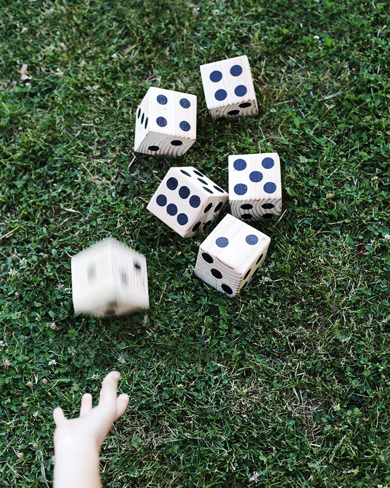 lawn dice picnic games