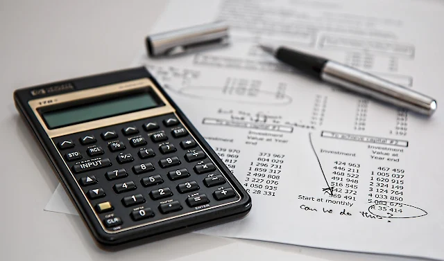 a calculator with spread sheet