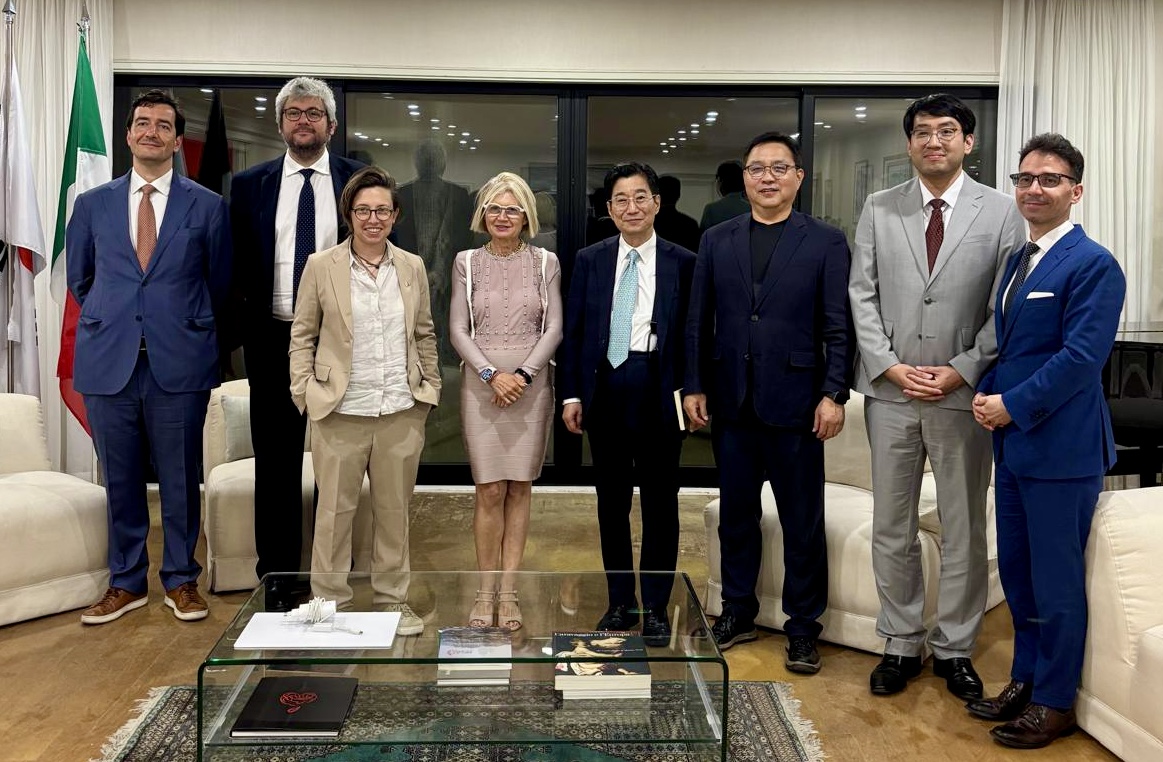 Lancio in Residenza della serie “Spritz Diplomacy” – Ambasciata d’Italia a Seoul