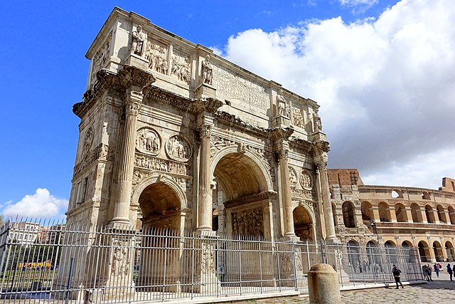 Panoramica architettonica dell'Arco di Costantino