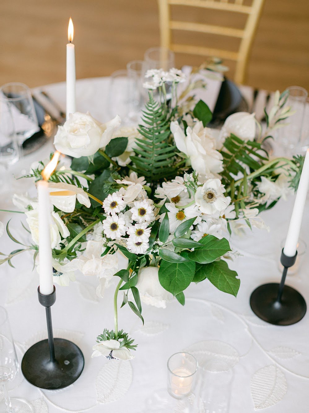 Classy black and white tablescape