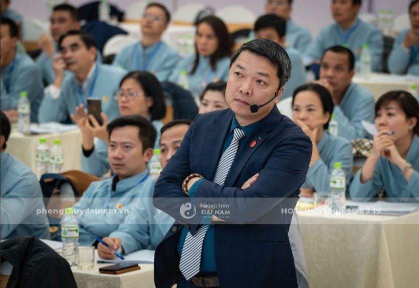 Thạc Sĩ - Phong Thuỷ Sư Nguyễn Trọng Mạnh là Thầy của Thầy Nguyễn Trọng Quý - Cũng là Phong Thuỷ Sư Quốc tế Đầu tiên tại Việt Nam