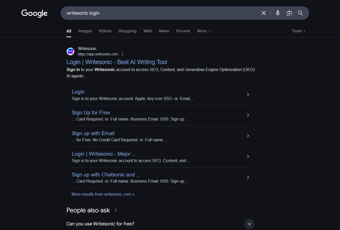 A navigational intent keyword's SERP