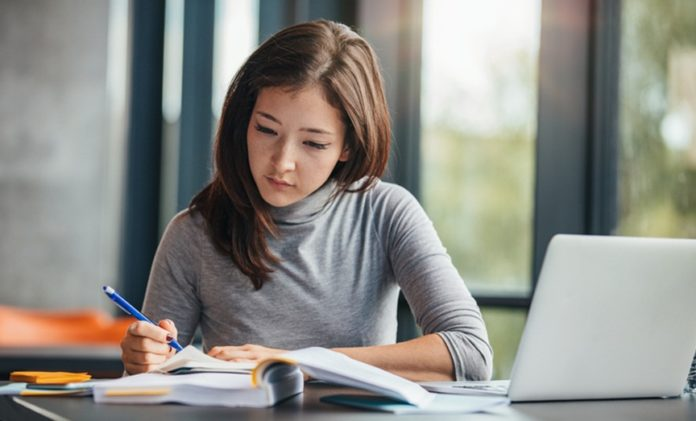 in this image the student is learning from online MPPSC coaching in Indore by https://rajiasacademy.com/