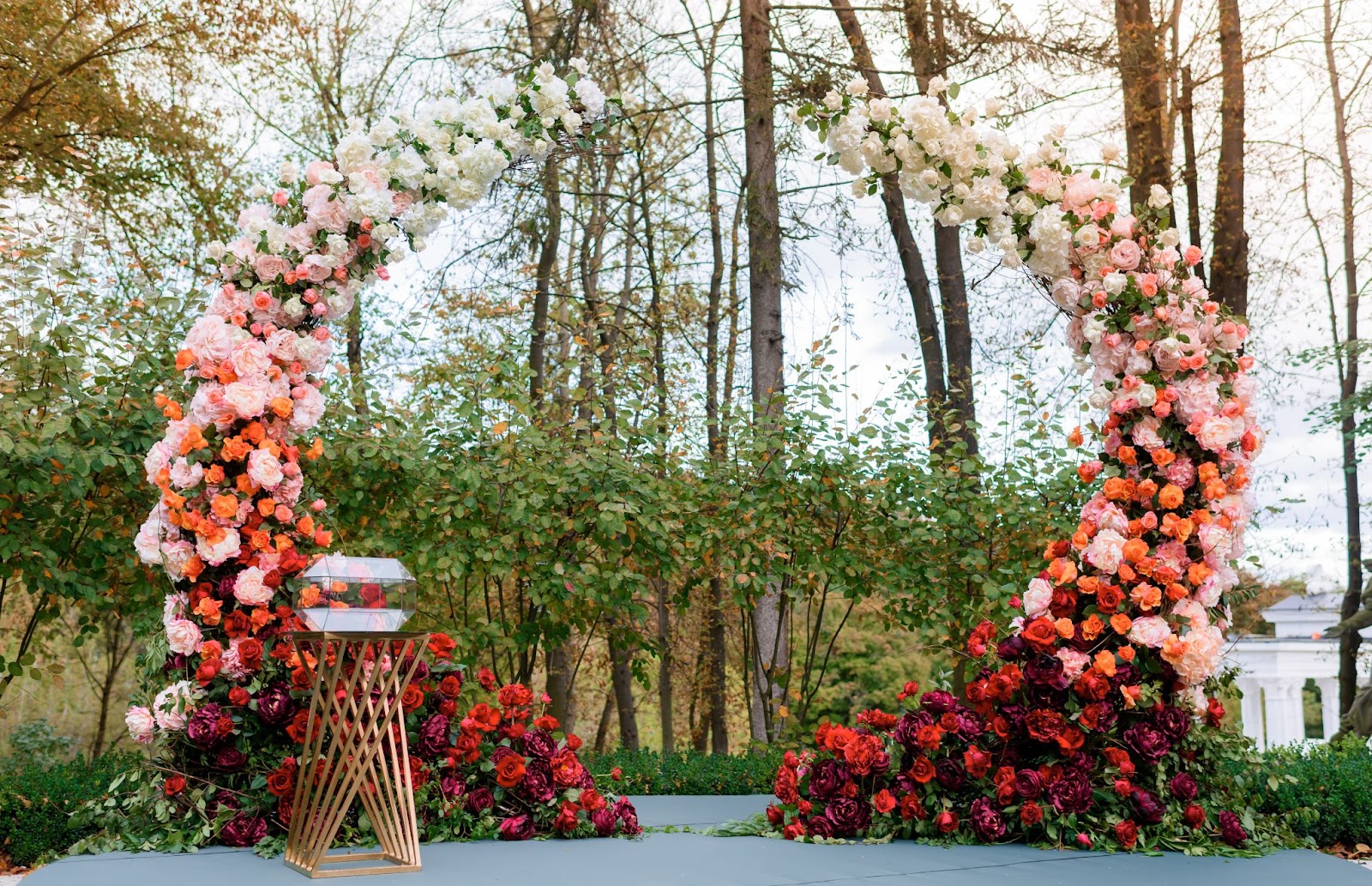 The reason why you need to hire a wedding planner