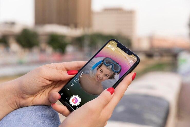 SaveTik Unveils Top Tips for Safe TikTok Video Downloading