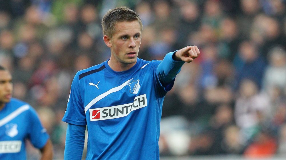 Gylfi Sigurdsson: Hành Trình Sự Nghiệp Của Ngôi Sao Bóng Đá Iceland