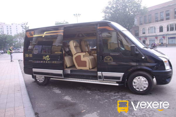 luxury van limousine bus from hanoi to sapa