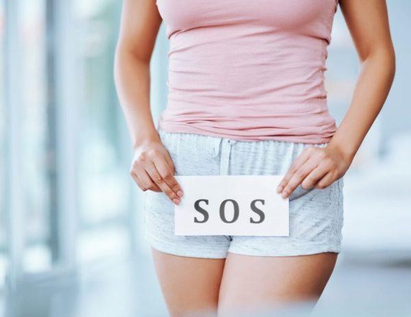 Mujer con vestido blanco

Descripción generada automáticamente con confianza media