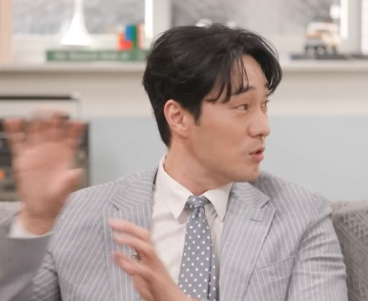 This contains an image of So Ji Sub marriage happiness
