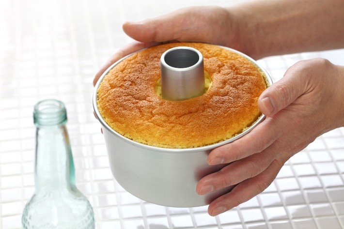 angel food cake pan