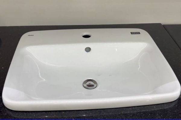 Chậu rửa lavabo Inax L-333V