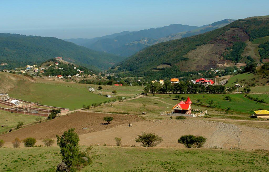 روستای حیران نزدیک گردنه حیران