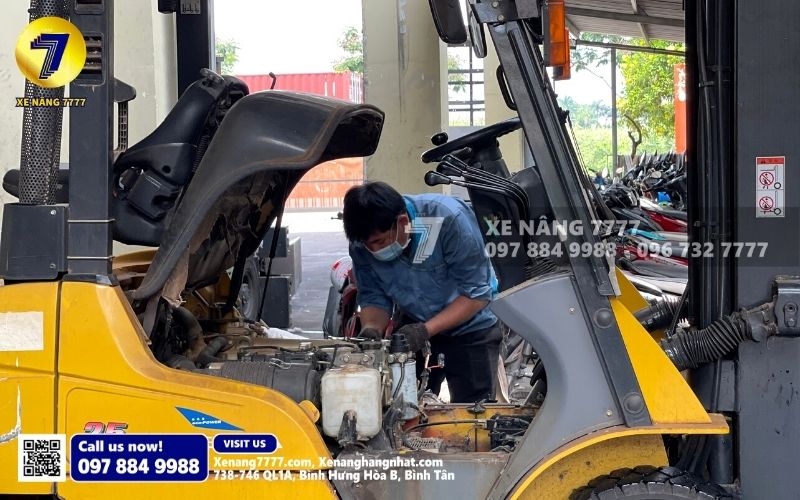 Xe nâng 7777 cung cấp dịch vụ thăm khám và sửa chữa xe nâng tận nơi