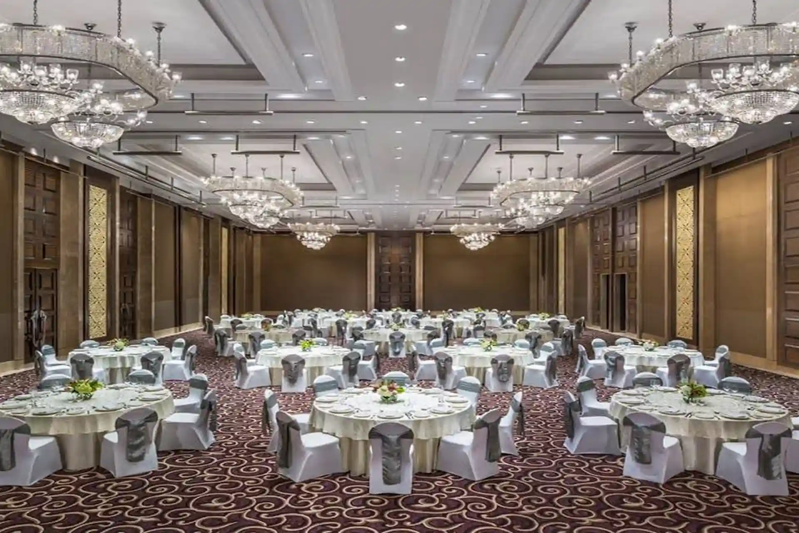 Top Elegant Wedding Halls in Mumbai for Traditional Ceremonies - St Regis