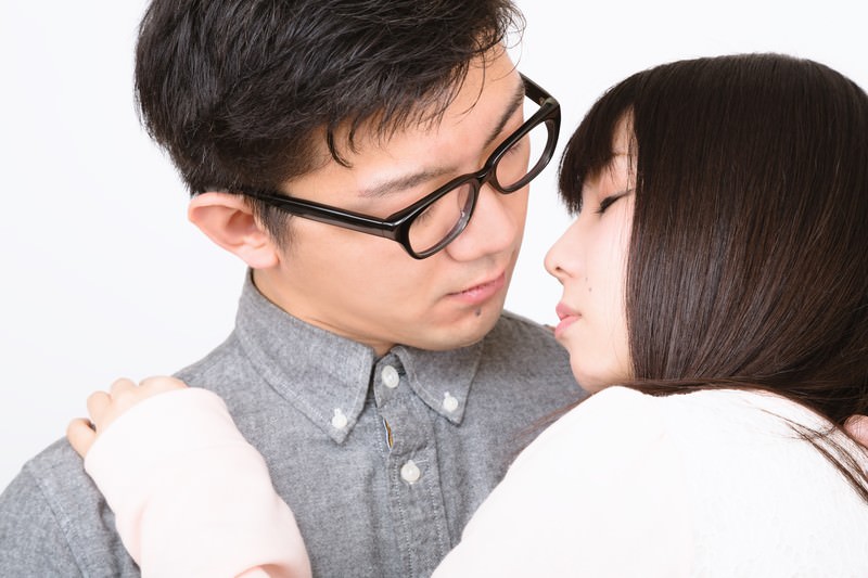 付き合ってないのにキス 何回も,付き合ってないキス 何度も,キスたくさんする 付き合ってない