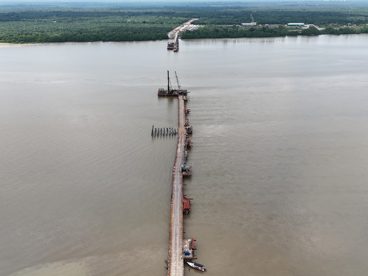 Jambatan Sungai Air Tawar
