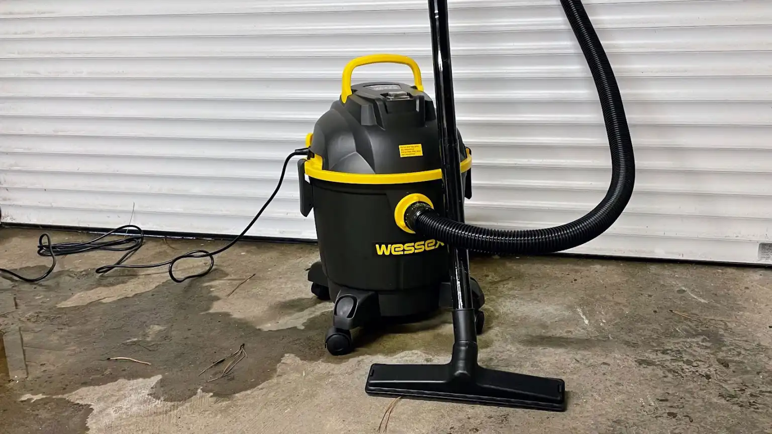 Wet and Dry Vacuum