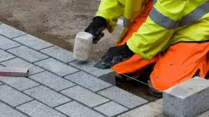 How to Choose Materials for Driveway Installation