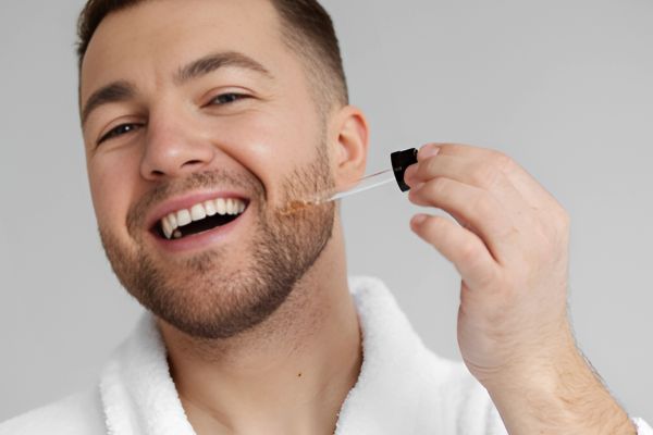 How to Tame and Soften a Coarse Beard - Benefits of Using Beard Oils