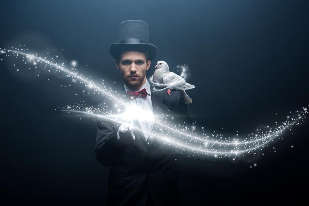 Hiring a Corporate Magician in New York for Holiday Party Fun