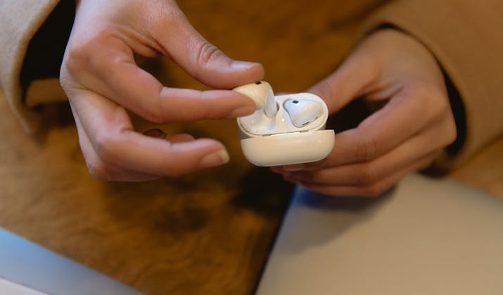 How to Adjust EQ Settings on Your AirPods Pro 1