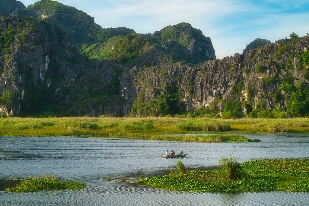 van long boat tour