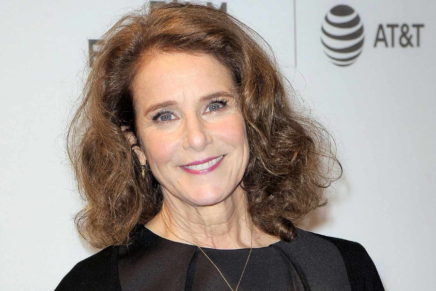 Debra Winger Net Worth, Biography, Early life, Education, Age, Height, Family, Relationship, Personal life, Career And More