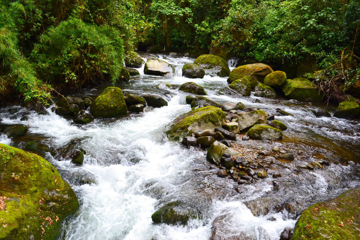 Sevegre waterfall