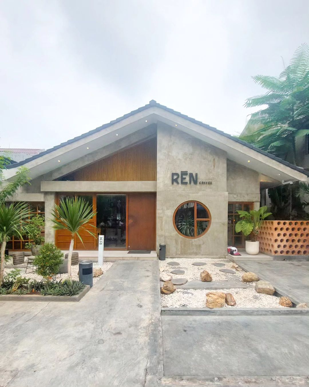 5 Tempat Nongkrong di Tebet yang Wajib Kamu Kunjungi , Ren Coffee and Eatery