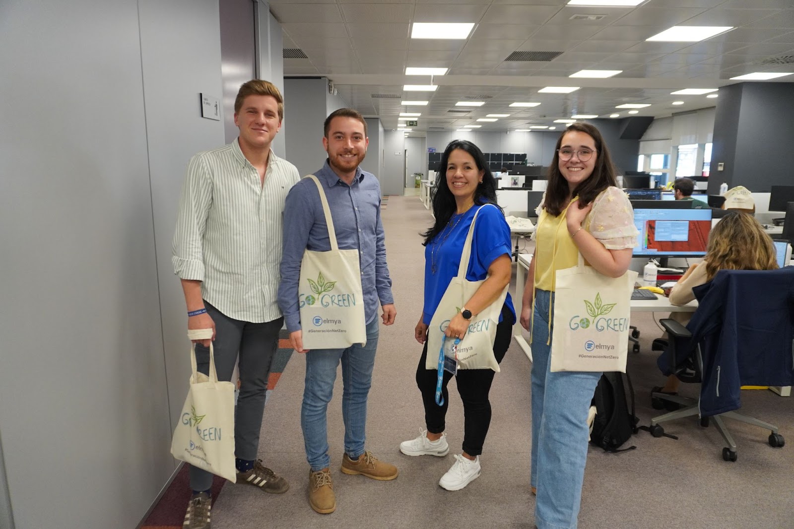 Elmya Celebra el Día Mundial del Medio Ambiente con bolsas de tela para fomentar la sostenibilidad y la reutilización 1 - Elmya