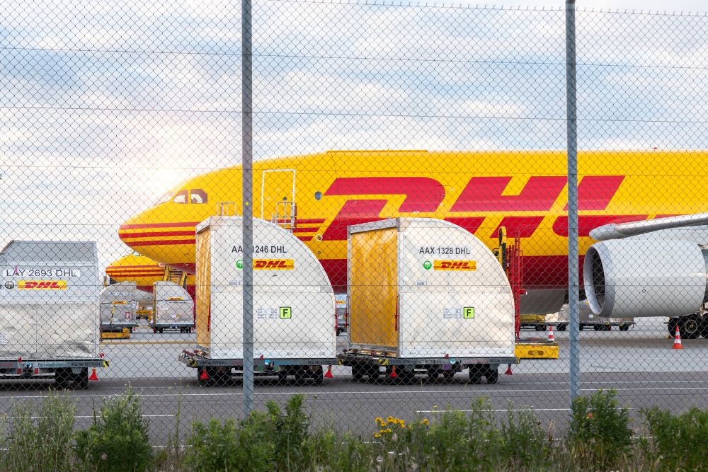 Envíos Internacionales - DHL Express y Aveonline: Tu Dupla para Envíos Globales 