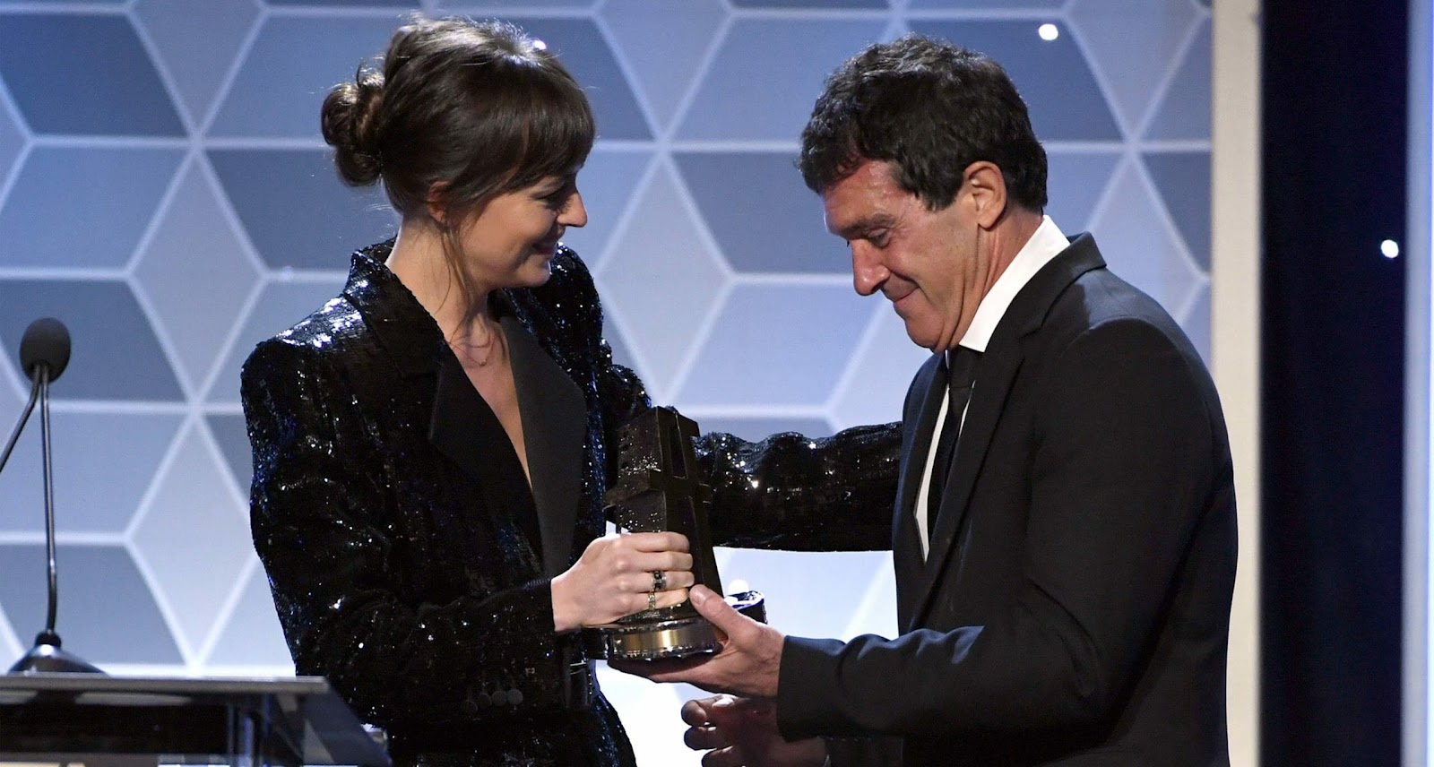 Antonio Banderas, Dakota Johnson