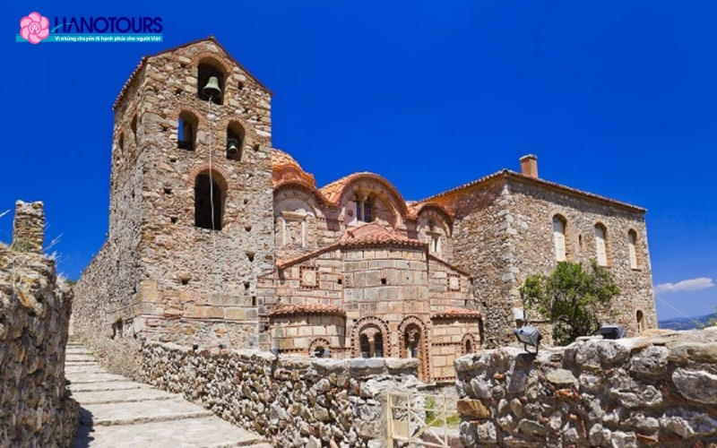 Mystras là một thị trấn cổ nằm gần Sparta