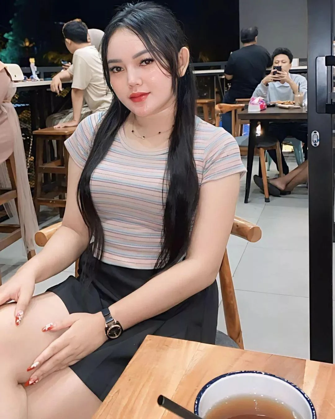 Wanita Cantik Membuat Detik Lebih Hangat, wanita cantik, detik hangat, cewek memesona