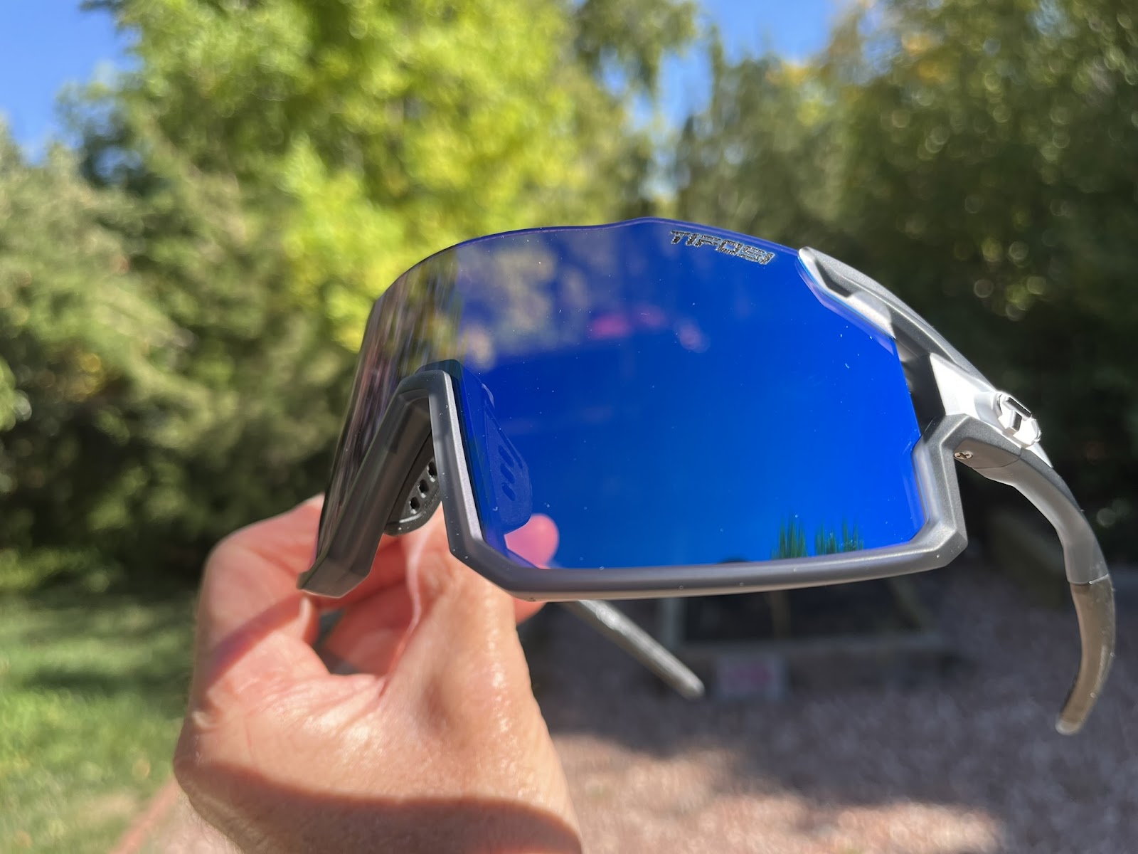 Road Trail Run Tifosi Stash Performance Photochromic Sunglasses Review