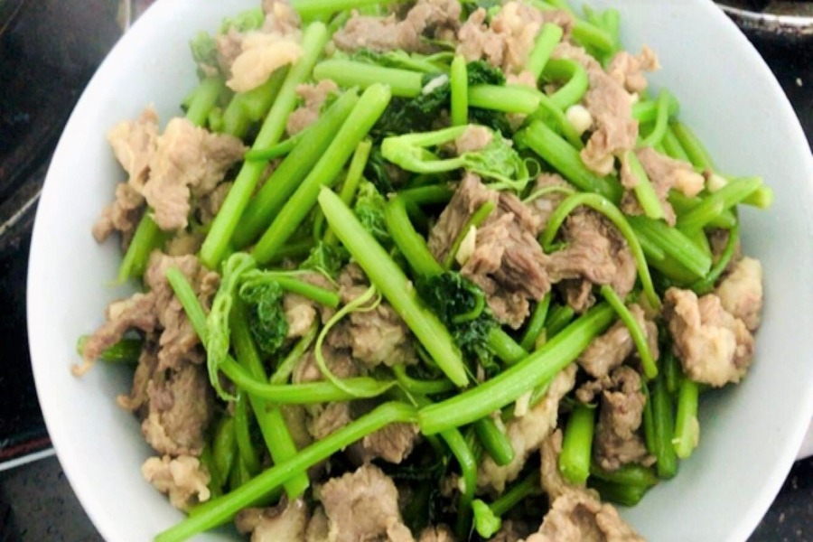 Stir-fried Chayote Squash with beef has a unique flavor. Source: Dien may xanh  