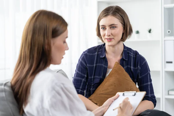 What are the Roles of a Therapist?