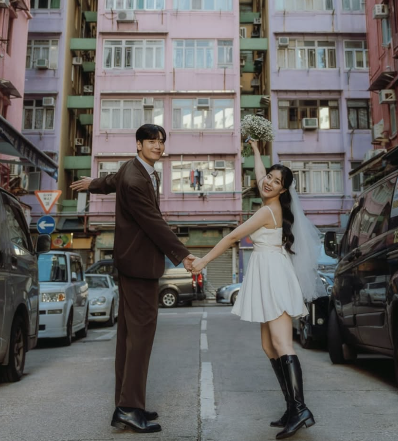 A picture of Hong Kong and Noeul