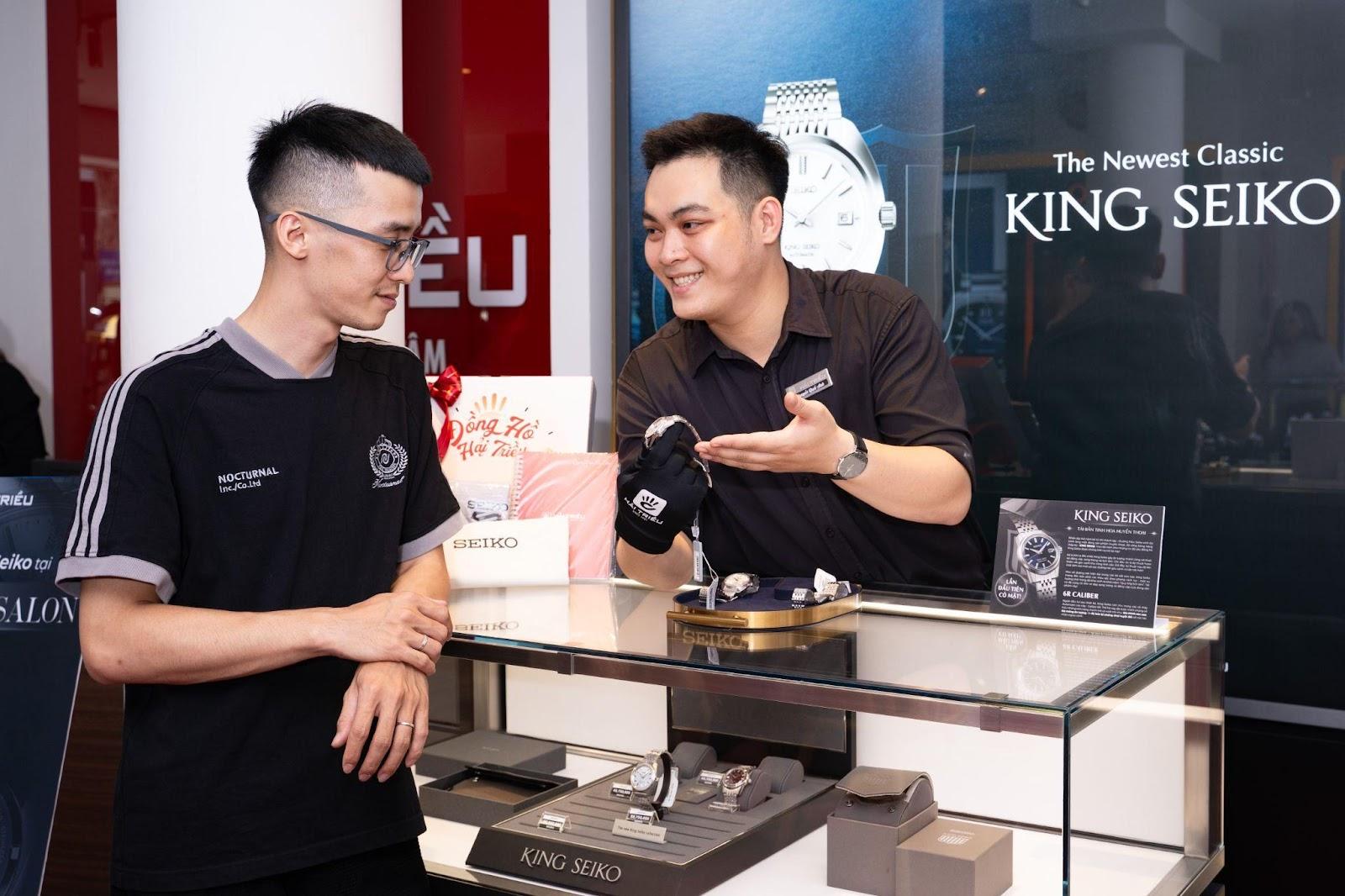  Đồng Hồ Hải Triều
