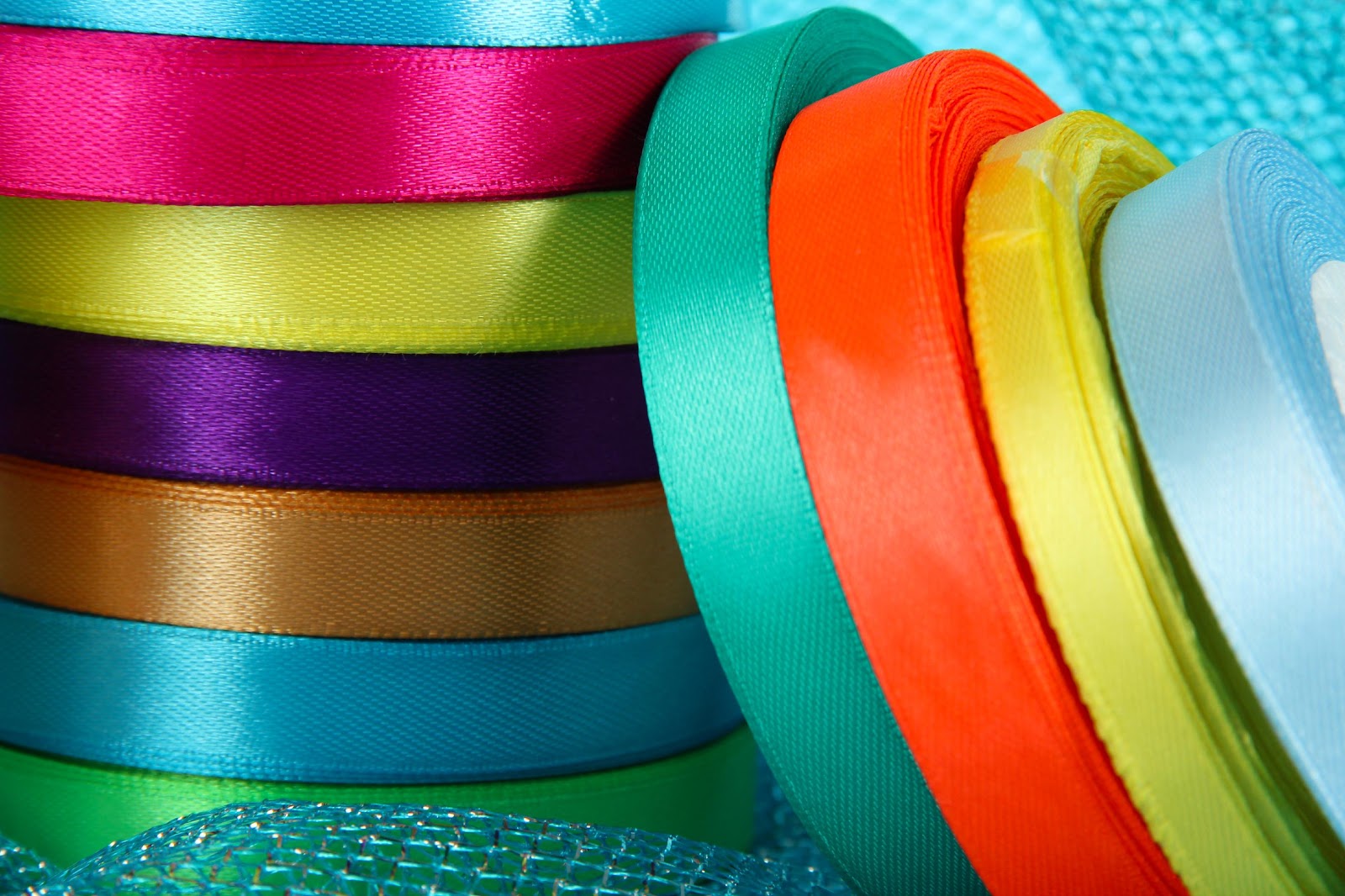 bright-ribbons-closeup (1)